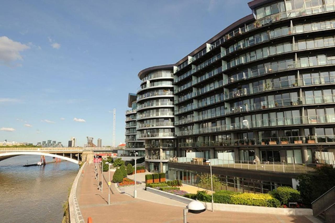 1 Bedroom in Chelsea Bridge Wharf Londen Buitenkant foto